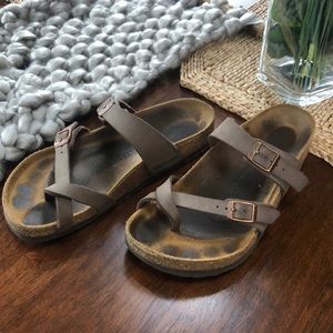 Brown Birkenstocks 37